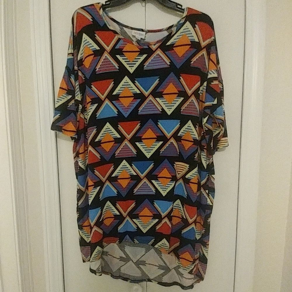 LuLaRoe "Classic T" with Stacked Triangles Print